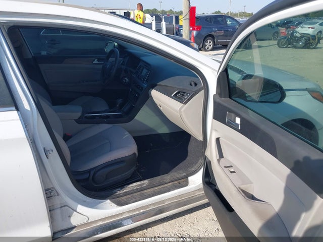 HYUNDAI SONATA SPORT - 5