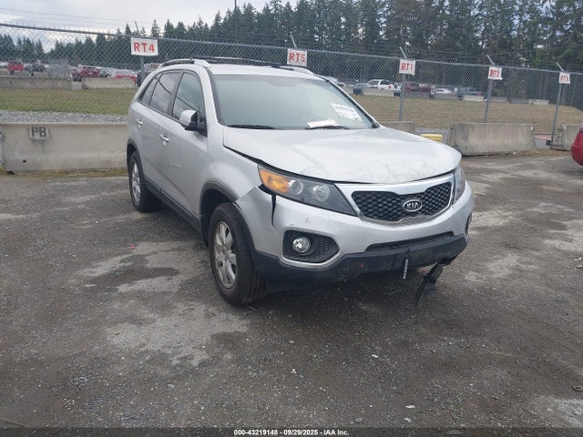 2012 KIA SORENTO LX