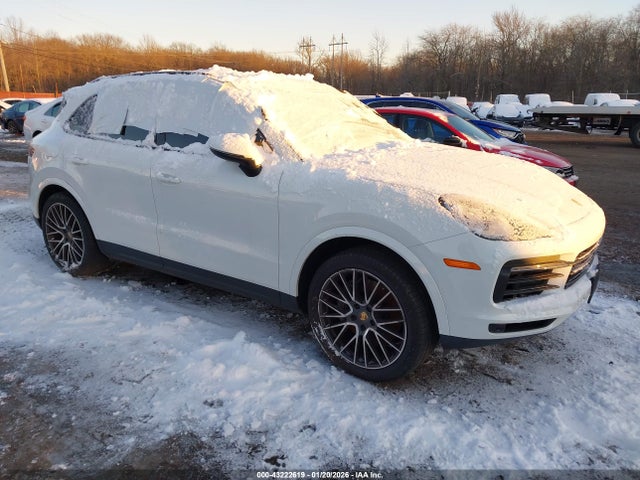 2019 PORSCHE CAYENNE S