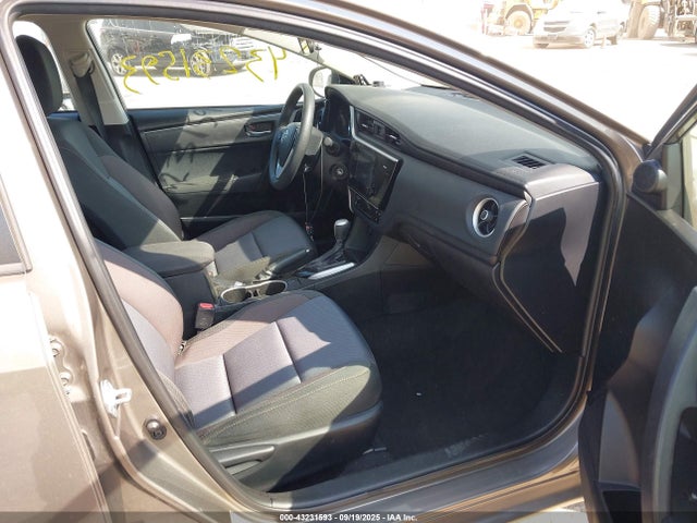 2017 TOYOTA COROLLA LE