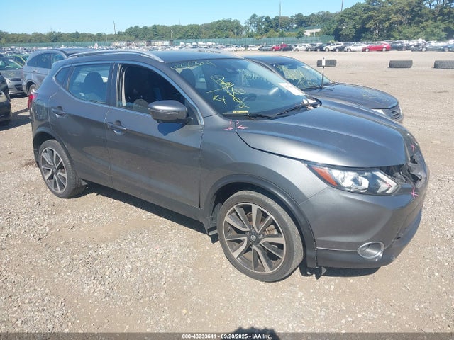2017 NISSAN ROGUE SL