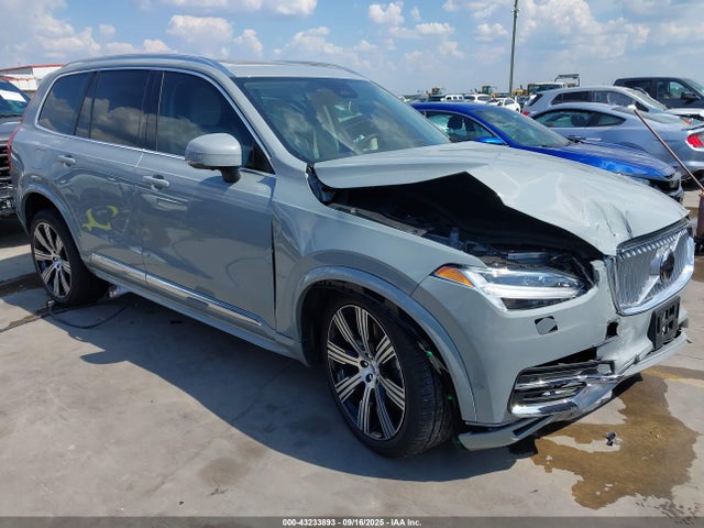 2025 VOLVO XC90 T8 ULTRA 7-SEATER