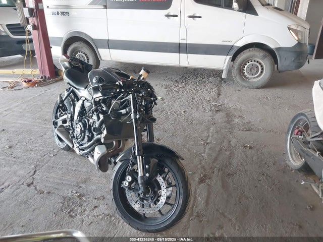 2022 YAMAHA YZF 