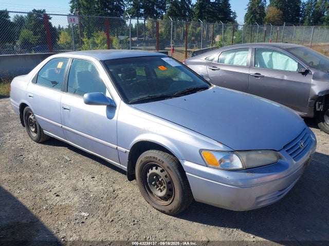 1998 TOYOTA CAMRY LE