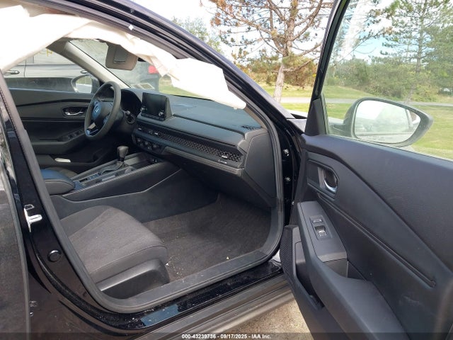 صورة 5 لـ 2024 Honda ACCORD EX