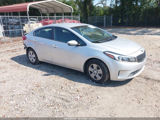 2017 KIA FORTE LX