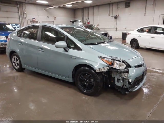 2015 TOYOTA PRIUS THREE