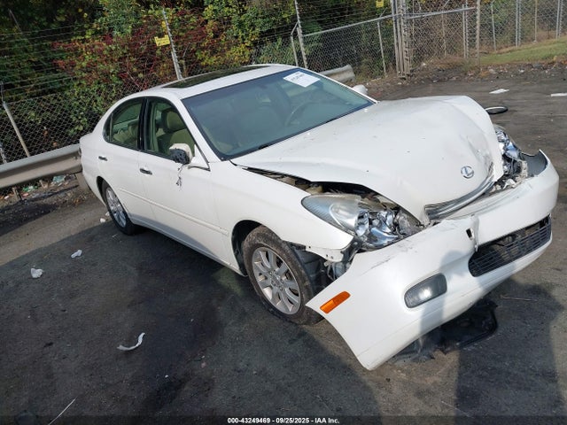 2002 LEXUS ES 