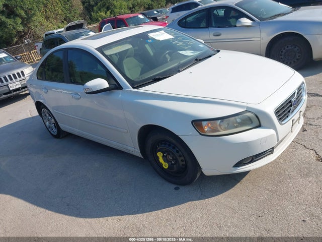 2010 VOLVO S40 2.4I