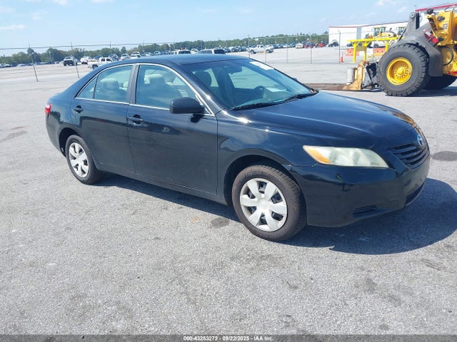 2009 TOYOTA CAMRY LE