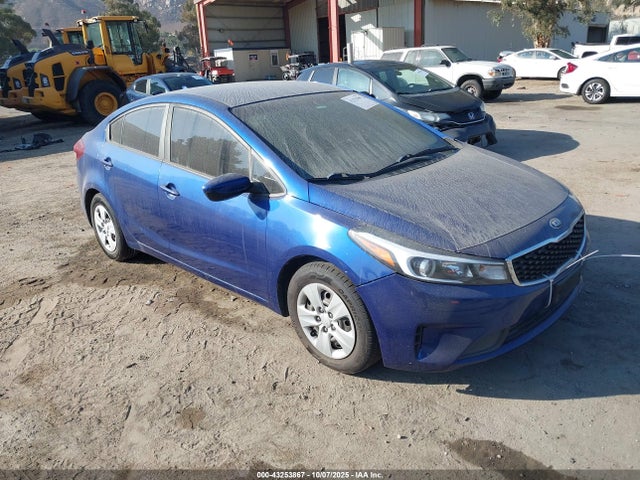 2017 KIA FORTE LX