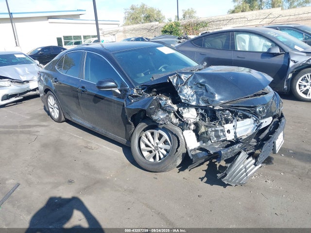 2022 TOYOTA CAMRY LE