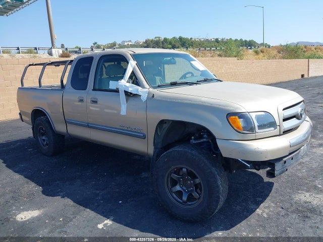 2004 TOYOTA TUNDRA SR5 V8
