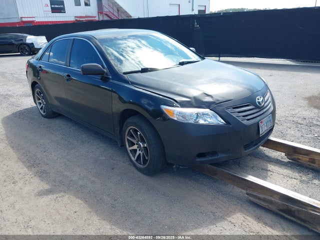 2009 TOYOTA CAMRY LE