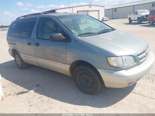 2000 TOYOTA SIENNA XLE