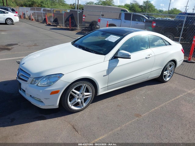 MERCEDES-BENZ E-CLASS - 2