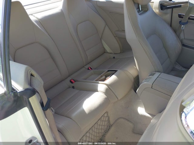 MERCEDES-BENZ E-CLASS - 8