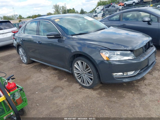 2014 VOLKSWAGEN PASSAT 1.8T SPORT