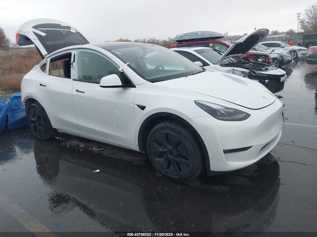 2024 TESLA MODEL Y LONG RANGE DUAL MOTOR ALL-WHEEL DRIVE