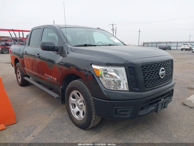 2019 NISSAN TITAN S