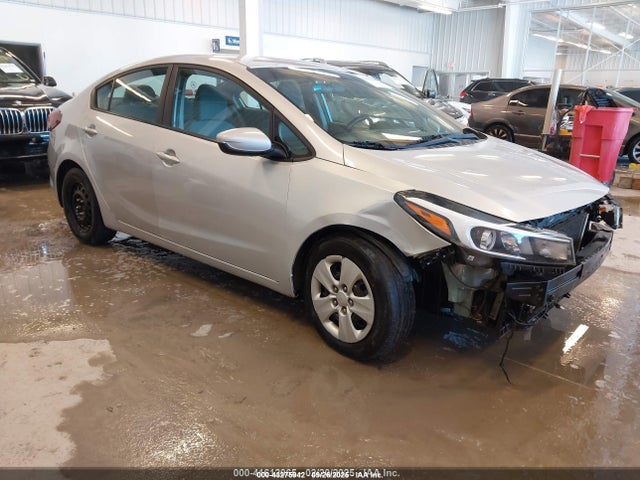 2017 KIA FORTE LX