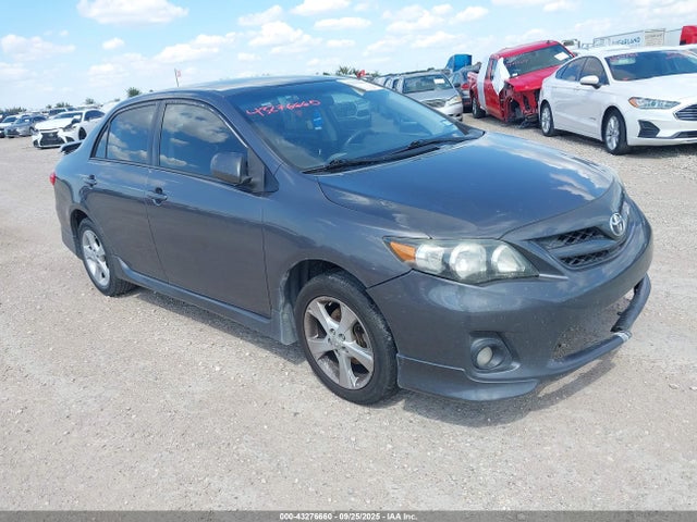 2013 TOYOTA COROLLA S