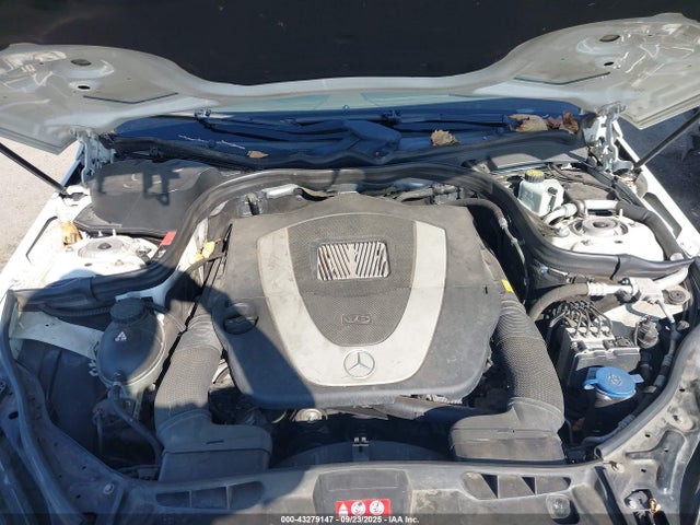 MERCEDES-BENZ E-CLASS - 10