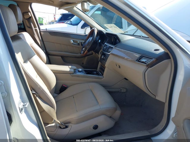 MERCEDES-BENZ E-CLASS - 5