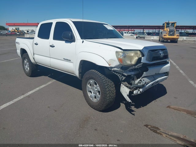 2014 TOYOTA TACOMA BASE V6