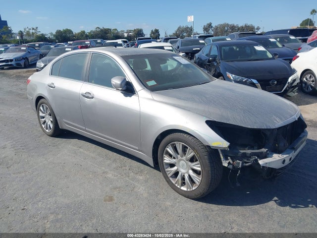 2011 HYUNDAI GENESIS 3.8