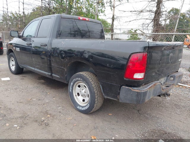 2013 RAM 1500 ST 照片 3