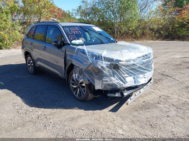 2025 SUBARU FORESTER TOURING