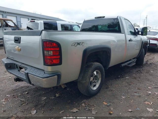 CHEVROLET SILVERADO 1500 WORK TRUCK - 4