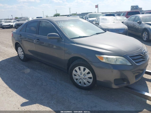2010 TOYOTA CAMRY LE