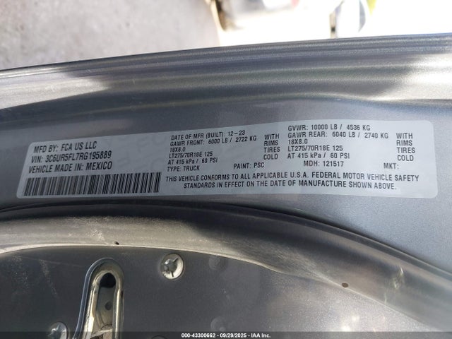 2024 RAM 2500 LARAMIE 4X4 6'4 BOX — фото 9