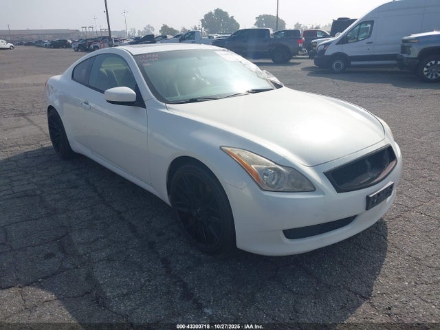 2009 INFINITI G37 JOURNEY