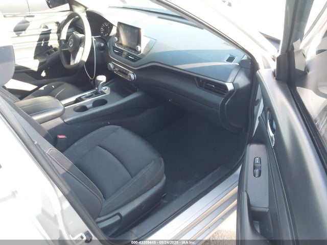 صورة 5 لـ 2019 Nissan ALTIMA 2.5 S
