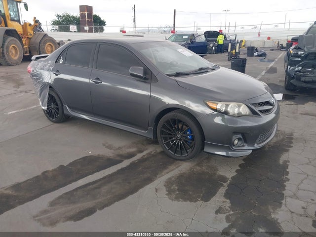 2013 TOYOTA COROLLA S