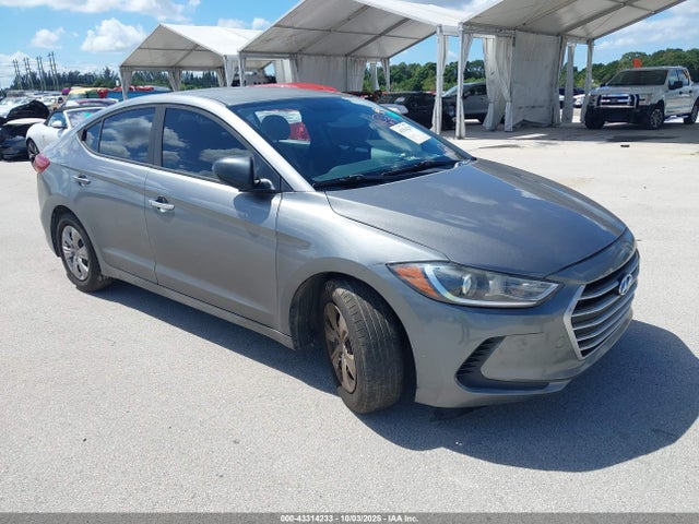2017 HYUNDAI ELANTRA SE