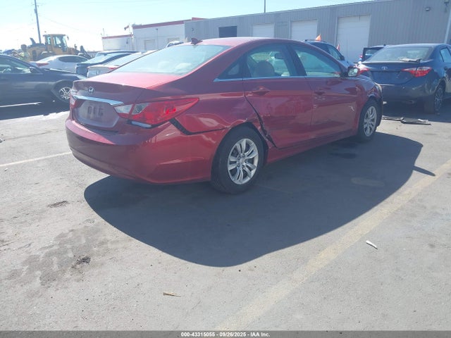 2013 Hyundai SONATA GLS — фото 4