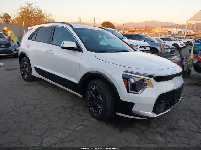 2025 KIA NIRO WIND