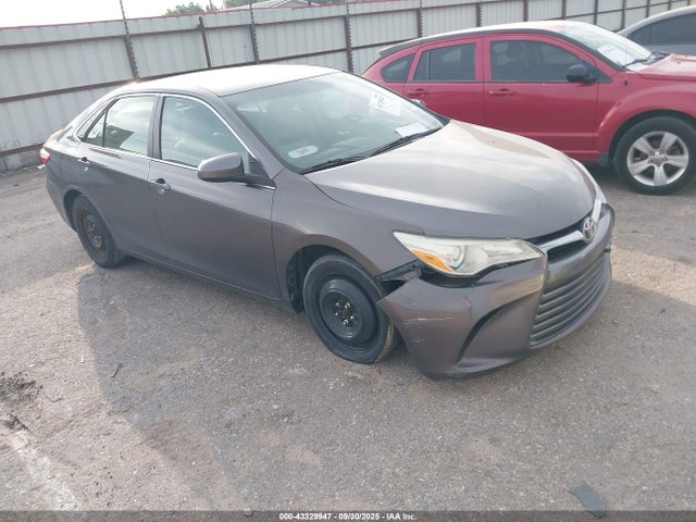 2016 TOYOTA CAMRY LE