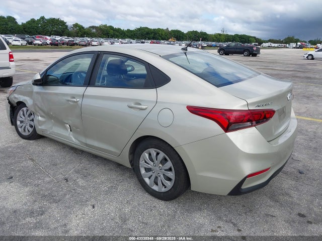 HYUNDAI ACCENT SE - 3