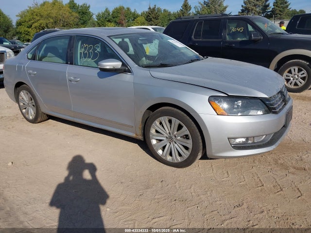 2013 VOLKSWAGEN PASSAT 2.5L SEL PREMIUM