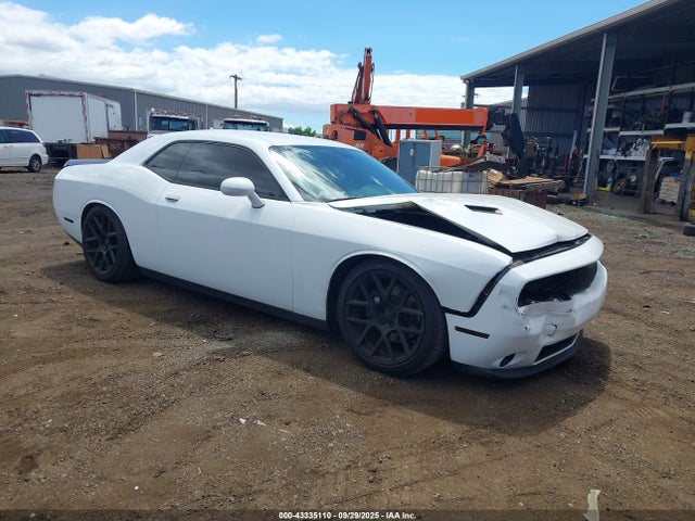 DODGE CHALLENGER - 1
