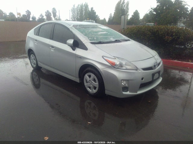 2011 TOYOTA PRIUS TWO