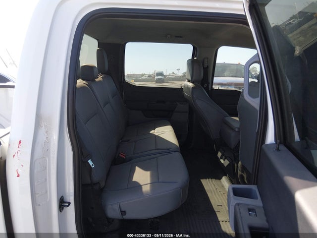 2023 FORD F-350 XL 8