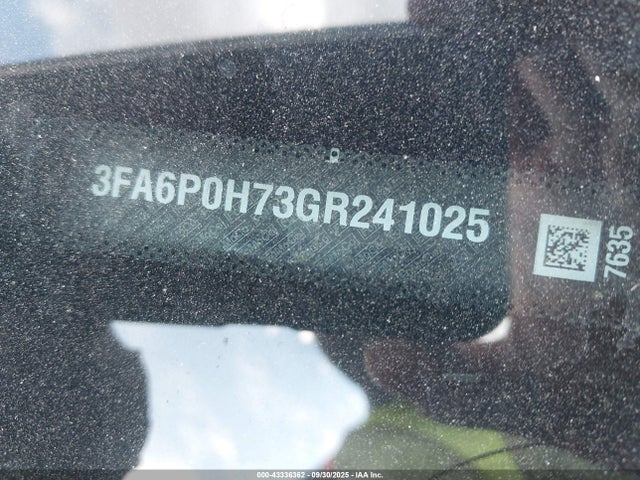 FORD FUSION SE - 9