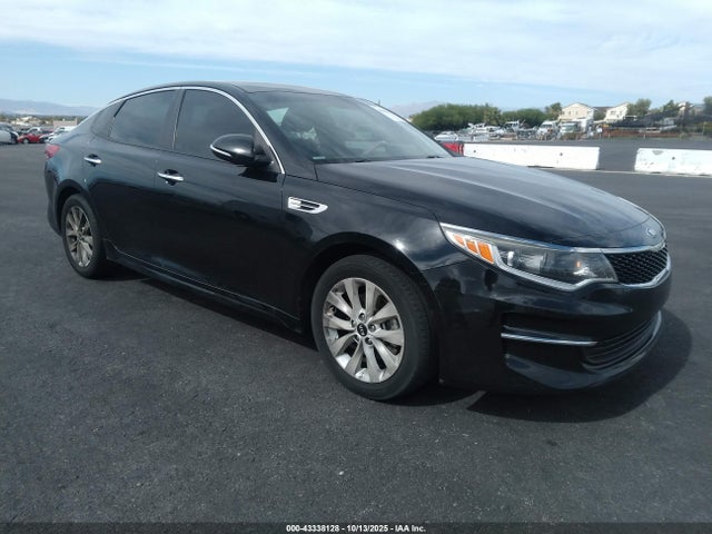 2017 KIA OPTIMA LX