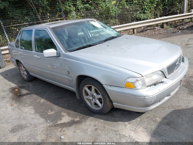 2000 VOLVO S70 SE